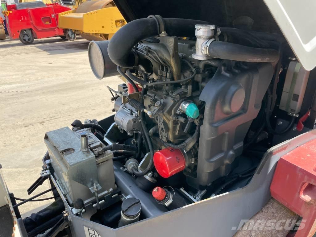 Dynapac CC1200C Kombinētie veltņi