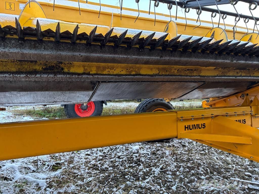 New Holland CX 8.90 Ražas novākšanas kombaini