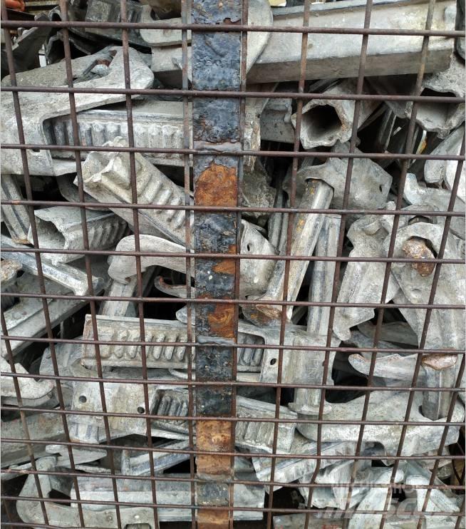 Peri BFD Clamps (Used) Veidņi