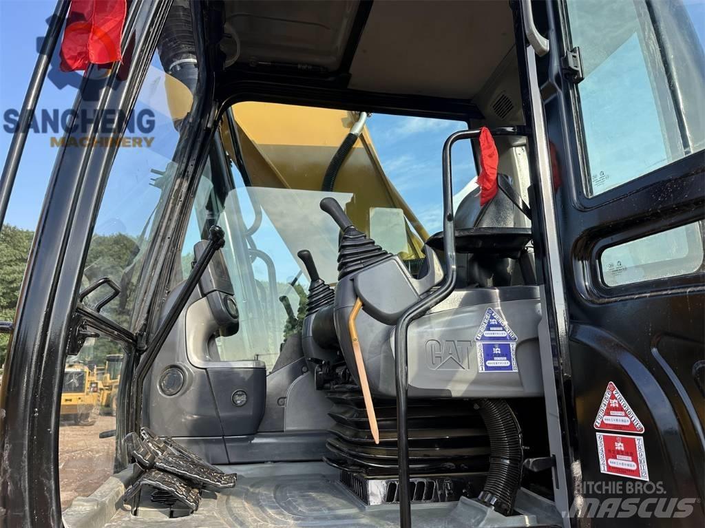 CAT 330 D L Kāpurķēžu ekskavatori