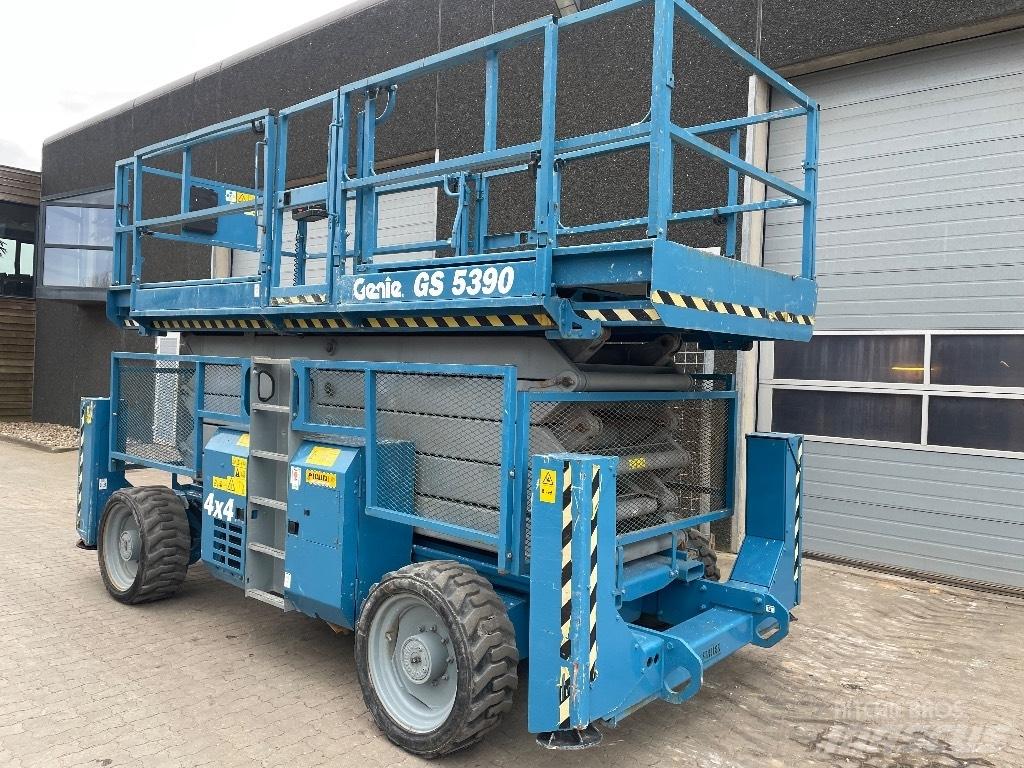 Genie GS5390 Šķerveida pacēlāji