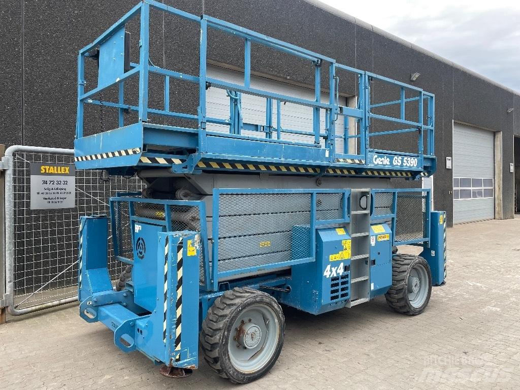 Genie GS5390 Šķerveida pacēlāji