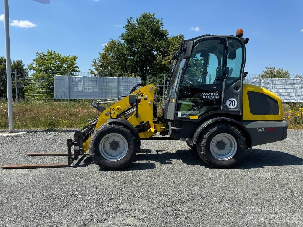 Wacker Neuson WL38 Iekrāvēji uz riteņiem
