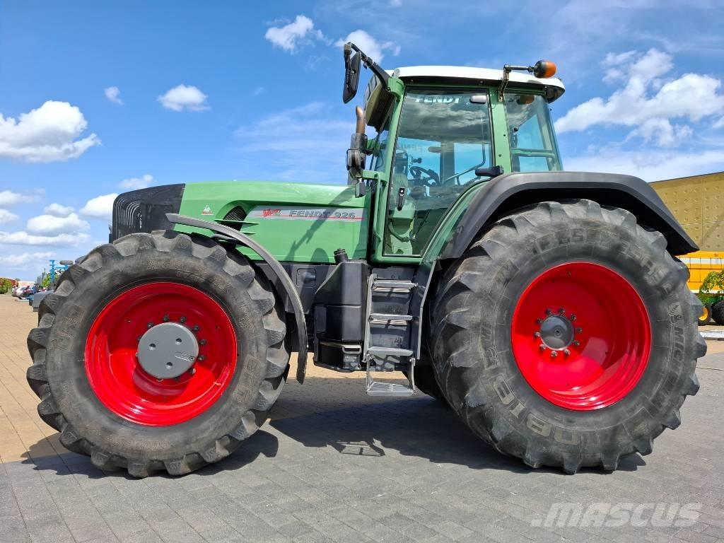 Fendt 926 Vario TMS Traktori