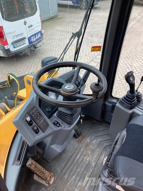 Volvo L 35 G Iekrāvēji uz riteņiem