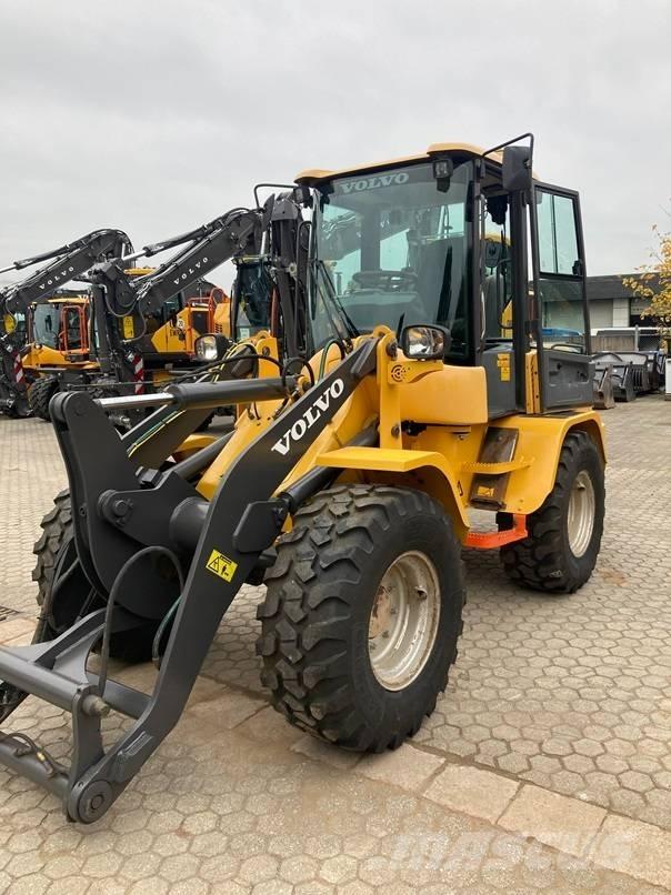 Volvo L 35 G Iekrāvēji uz riteņiem