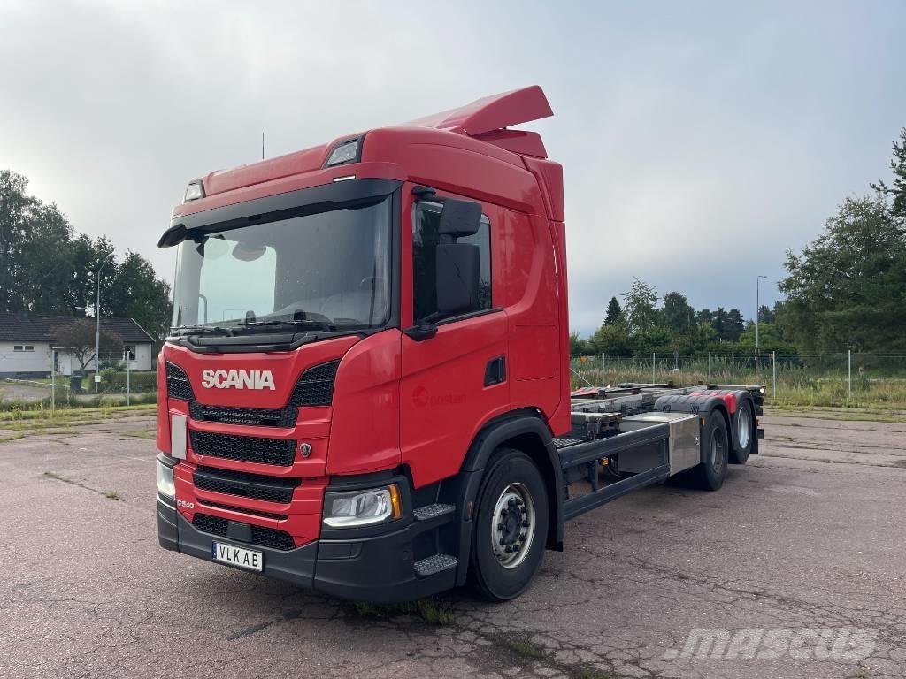 Scania G 540 Smagās mašīnas ar konteineriem
