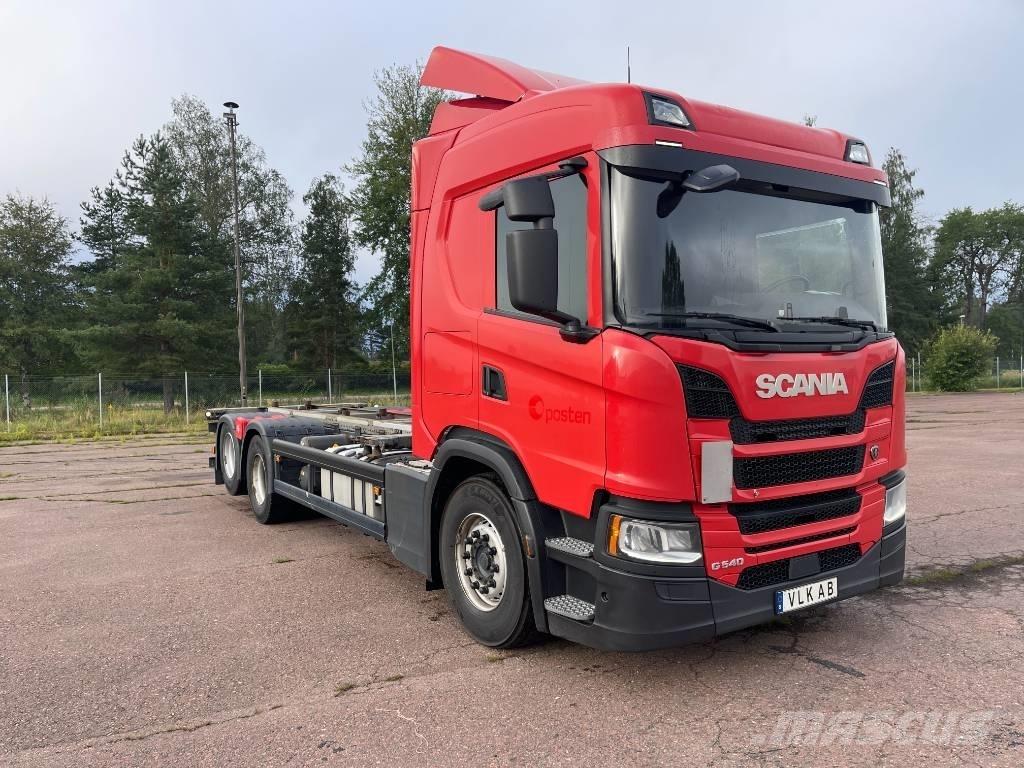 Scania G 540 Smagās mašīnas ar konteineriem