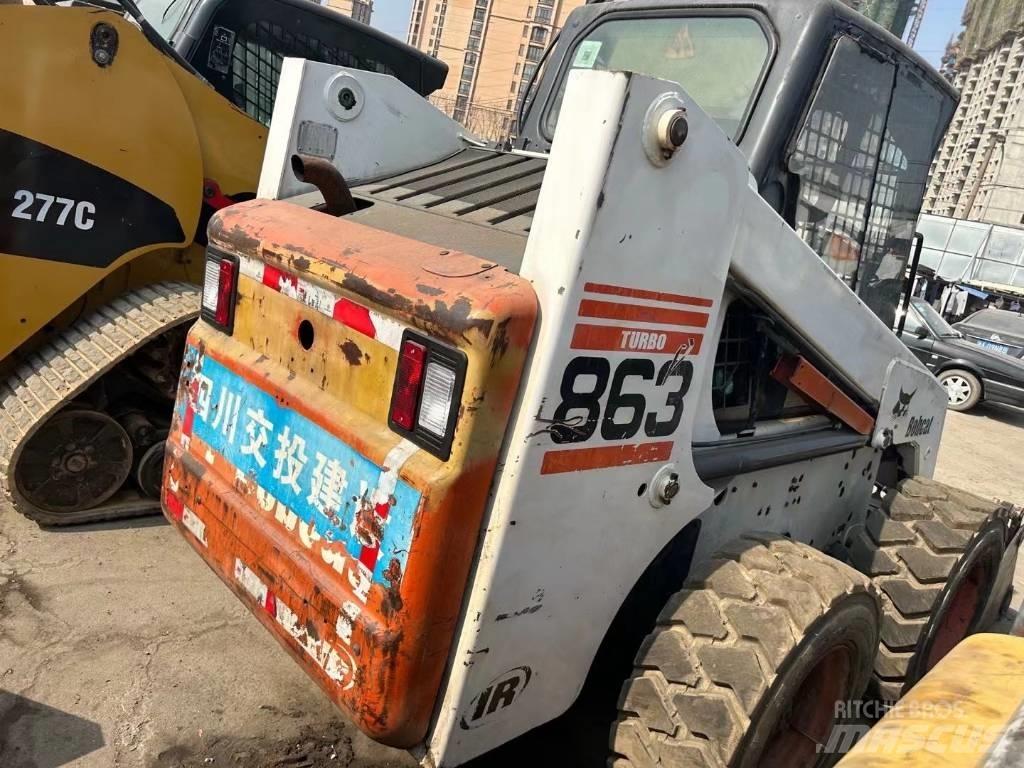 Bobcat S863 Lietoti riteņu kompaktiekrāvēji