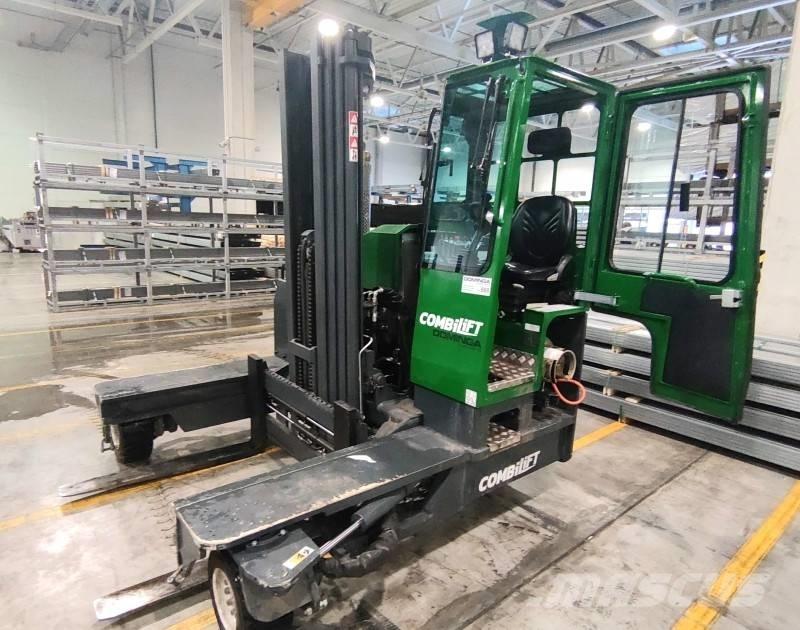 Combilift C 4000 Četru virzienu krāvēji