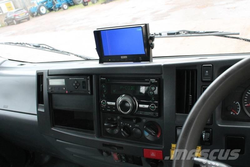 Isuzu 75.150 Platformas/kravas mašīnas ar vinču