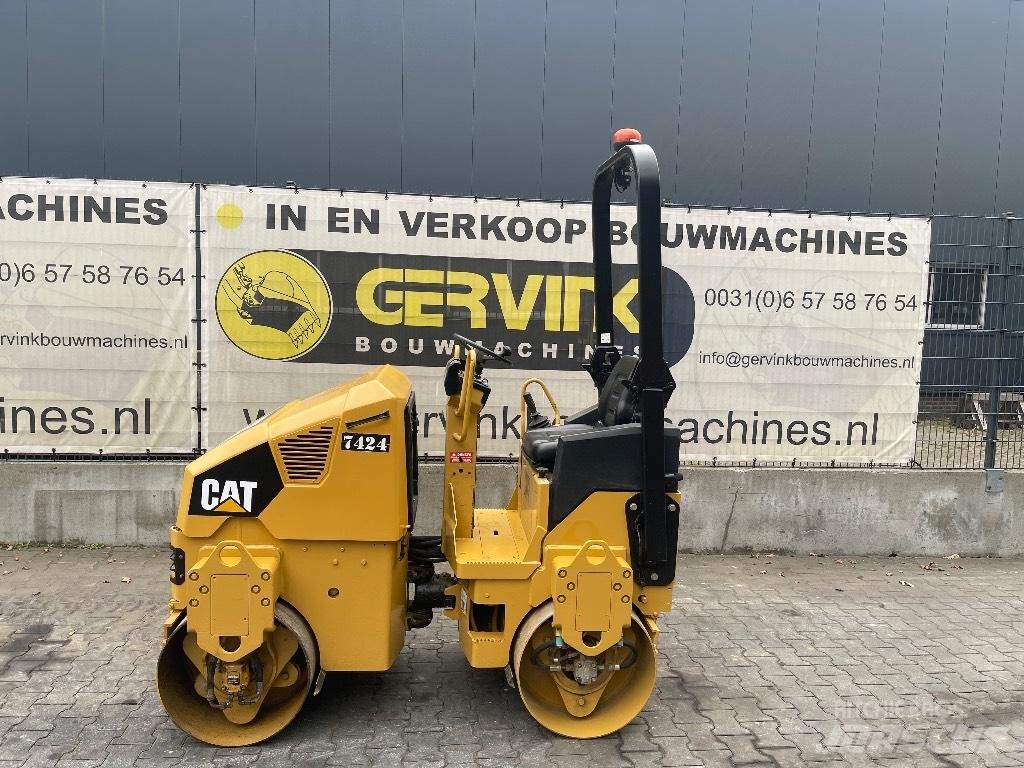 CAT CB 14 Divvalču grunts veltņi