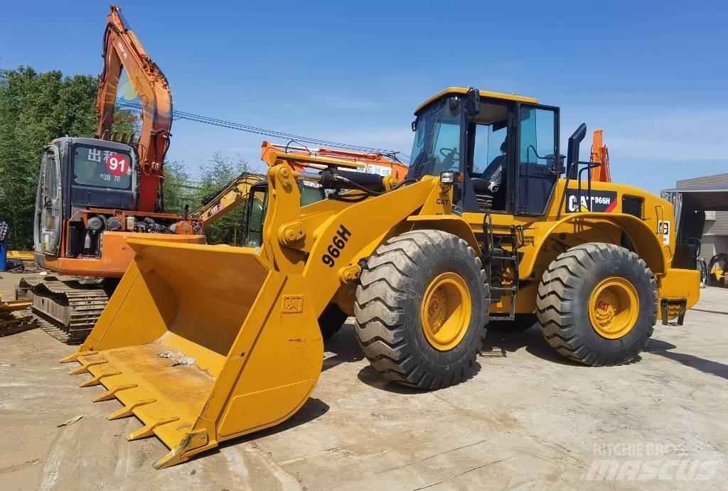 CAT 966h Iekrāvēji uz riteņiem