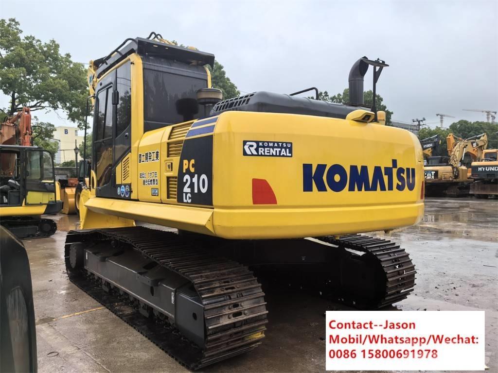 Komatsu PC210 Kāpurķēžu ekskavatori