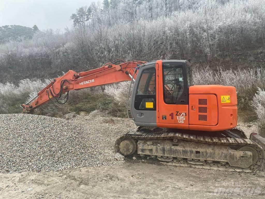 Hitachi ZX 135 US Kāpurķēžu ekskavatori