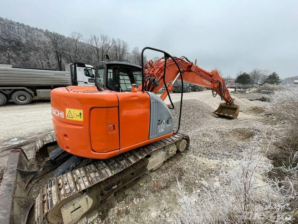 Hitachi ZX 135 US Kāpurķēžu ekskavatori