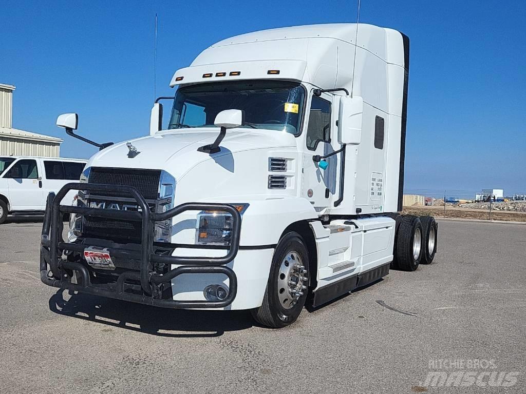 Mack Anthem Vilcēji