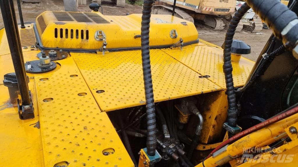 JCB JS 220 LC Kāpurķēžu ekskavatori