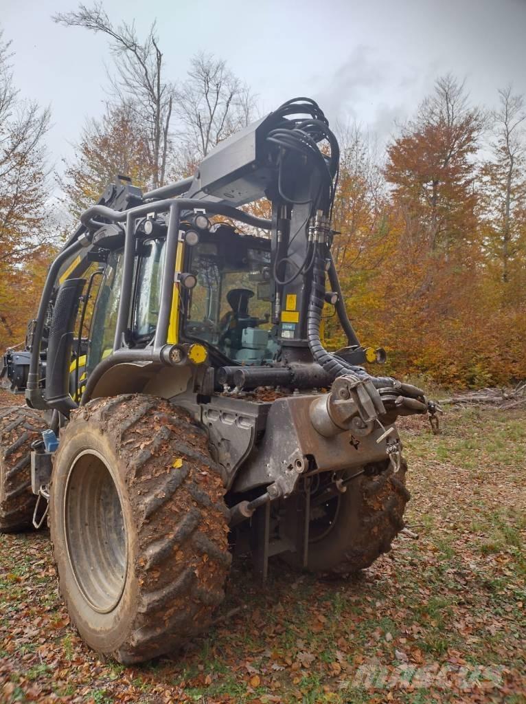 Valtra N 153 forst Mežizstrādes traktori