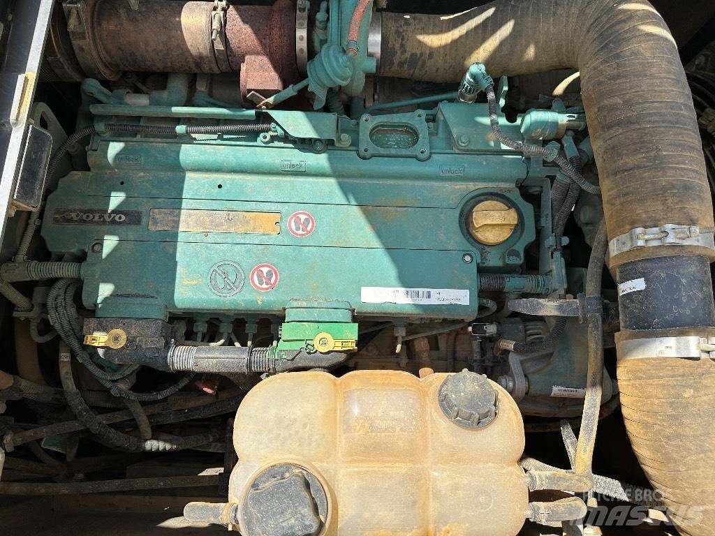Volvo EC 220 E L Kāpurķēžu ekskavatori