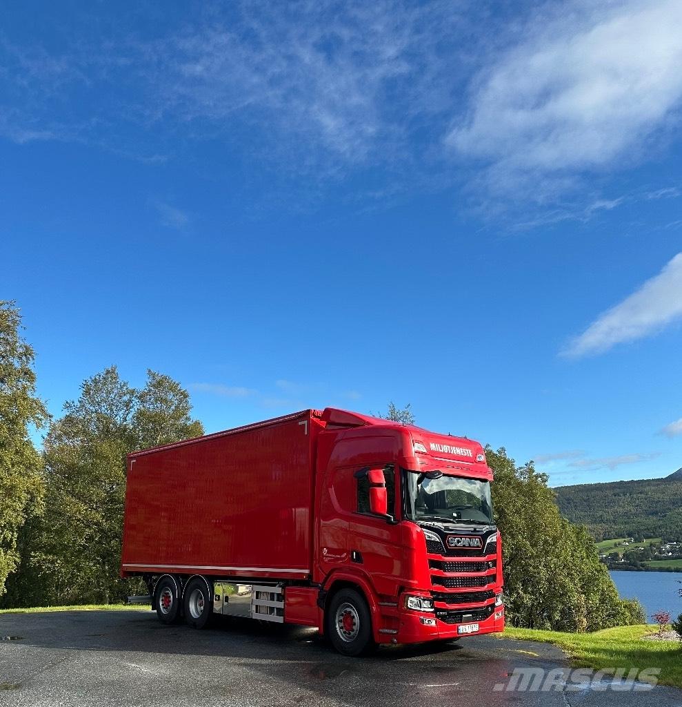 Scania R 590 Koka skaidu vedēji