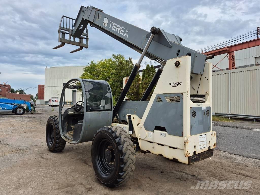Terex TH 842 C Teleskopiskie manipulatori