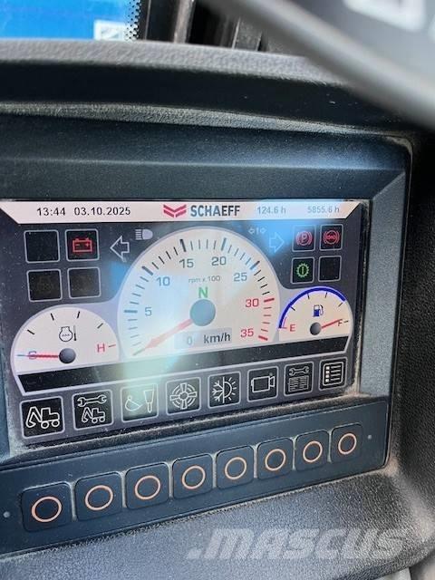 Schaeff TW110 Ekskavatori uz riteņiem