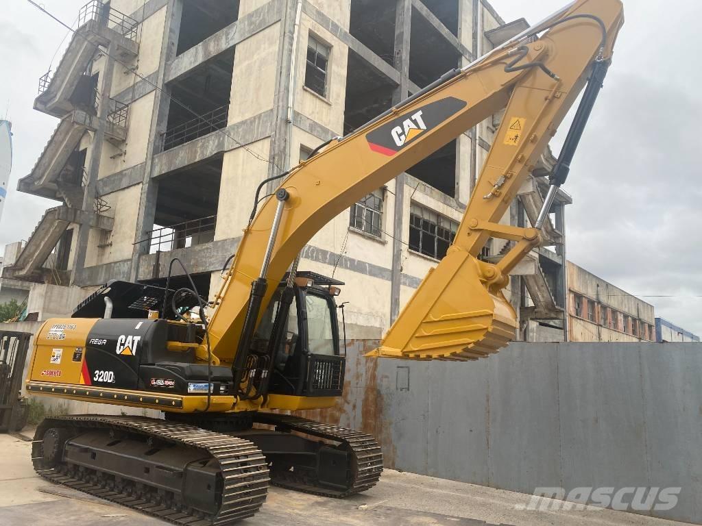 CAT 320 D Kāpurķēžu ekskavatori