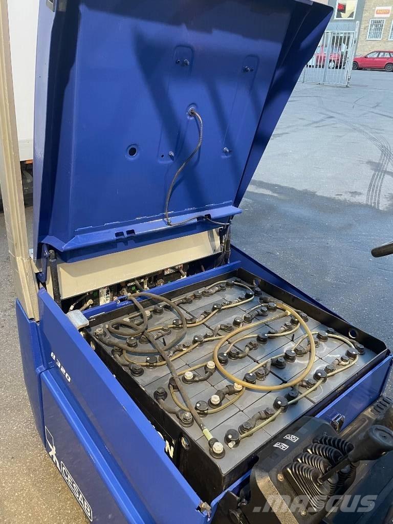 Cesab B320 Elektriskie iekrāvēji