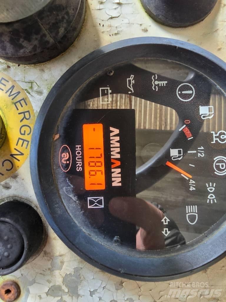 Ammann AV 40 Divvalču grunts veltņi
