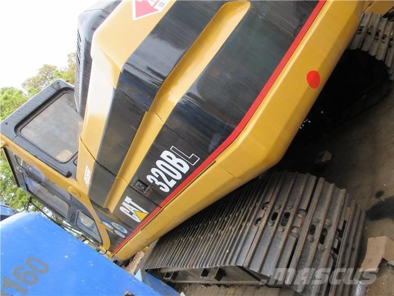 CAT 320 B L Kāpurķēžu ekskavatori