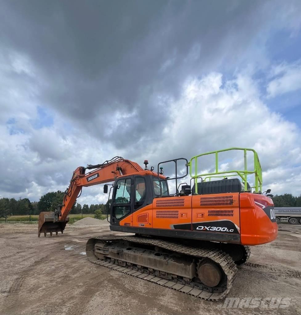 Doosan DX300-LC-7 Kāpurķēžu ekskavatori