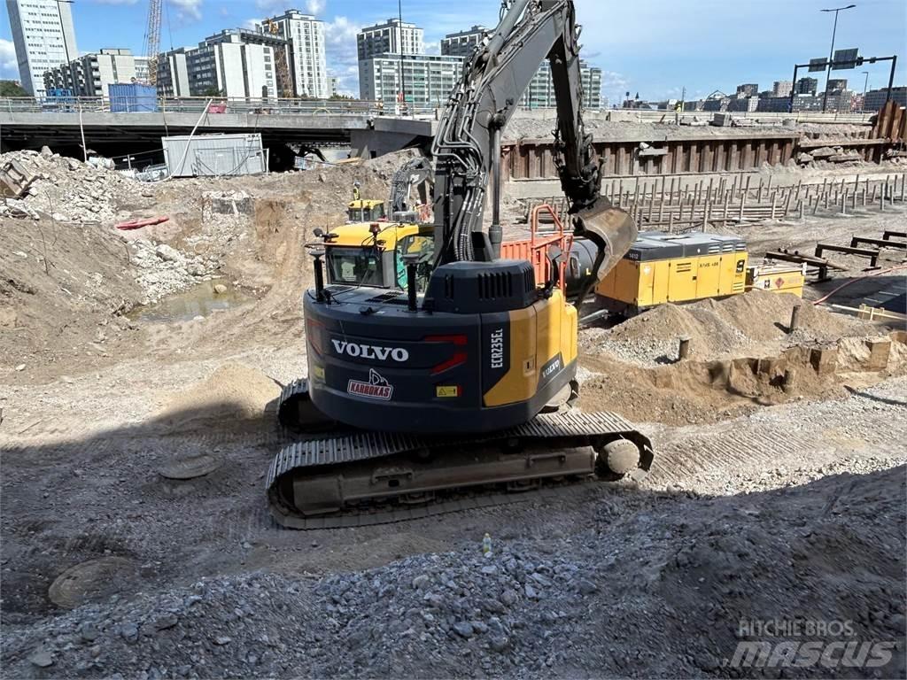 Volvo ECR235EL Kāpurķēžu ekskavatori