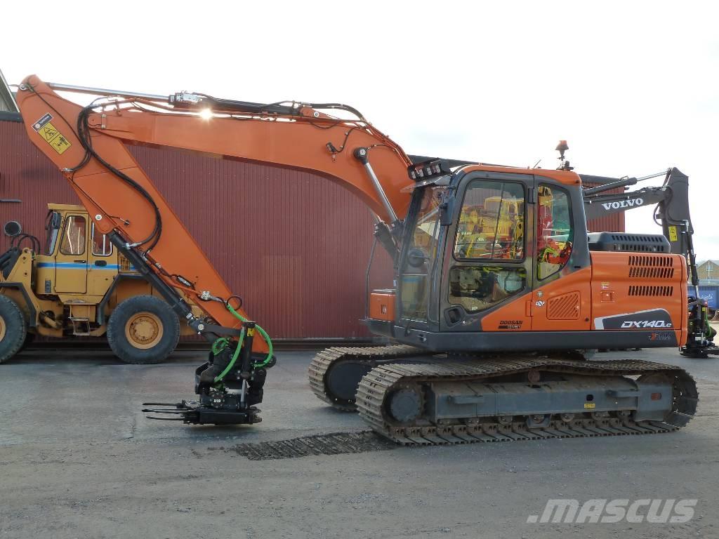 Doosan DX140LC-5 Kāpurķēžu ekskavatori