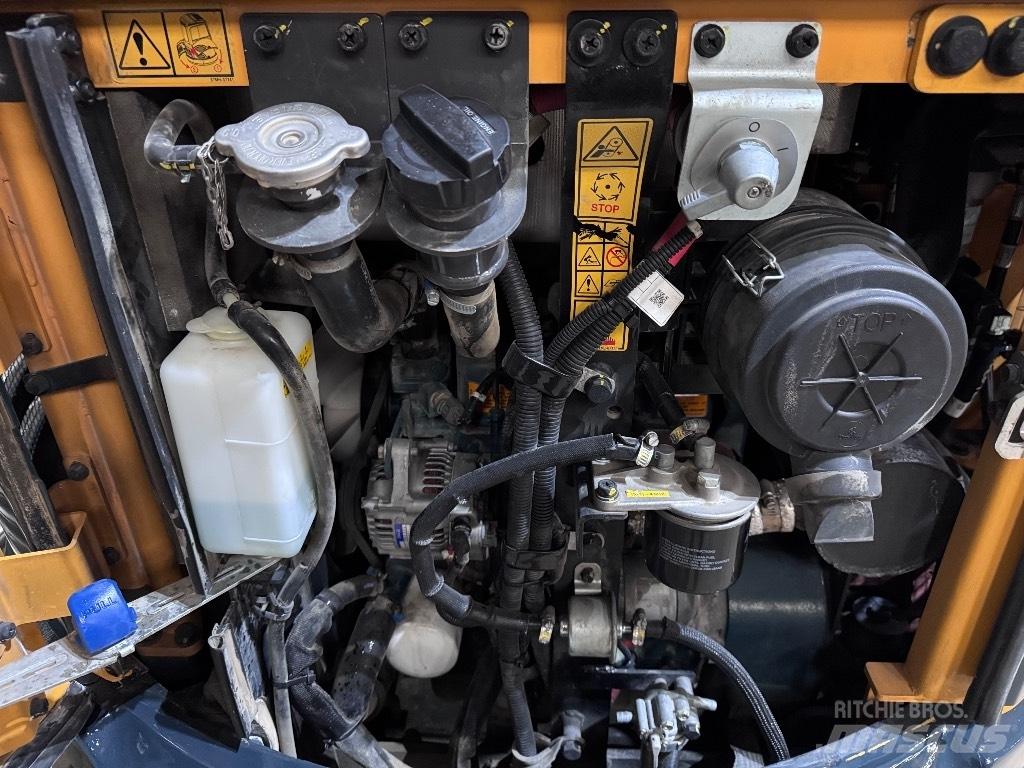 Hyundai R25Z-9 AK Mini ekskavatori < 7 t