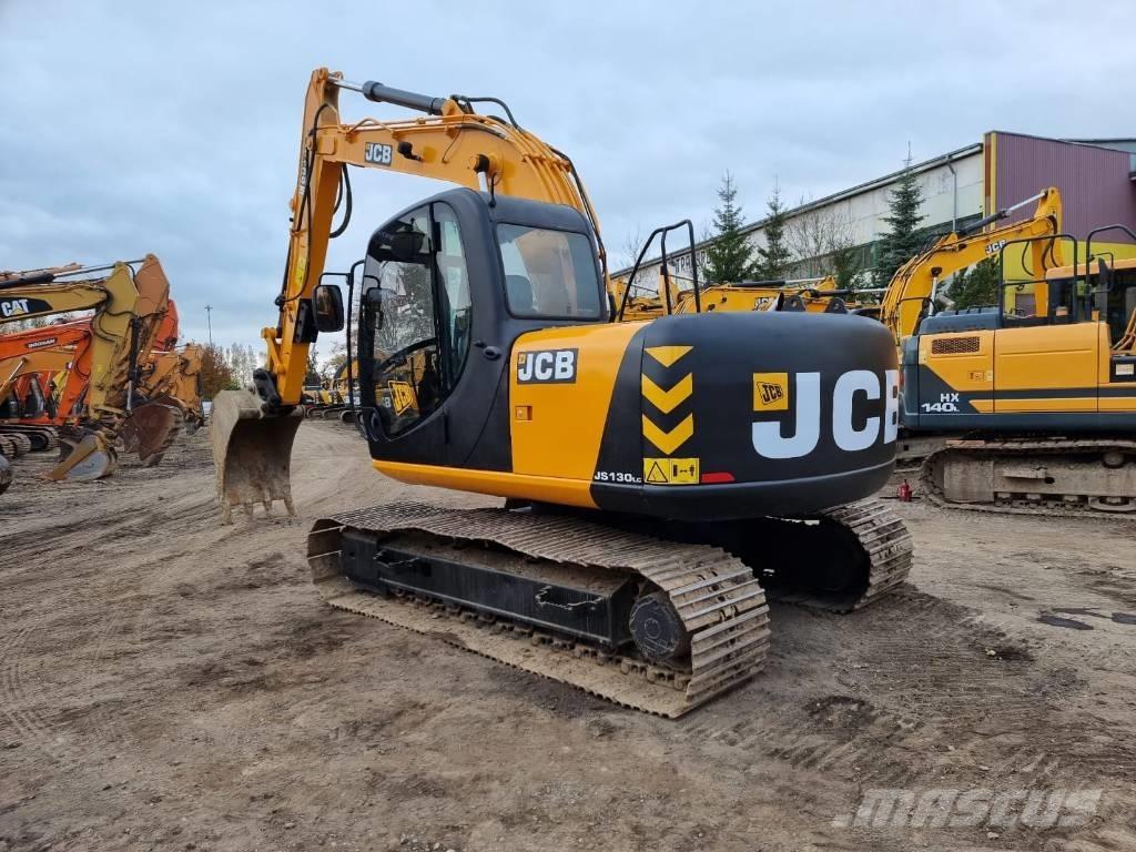 JCB JS 130 LC Kāpurķēžu ekskavatori