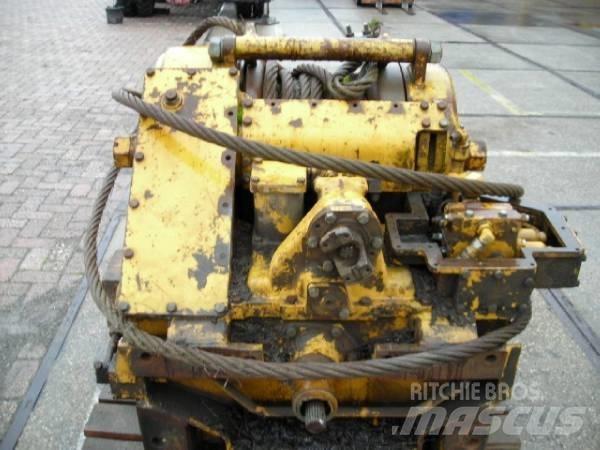 Komatsu D65E WINCH Citas sastāvdaļas