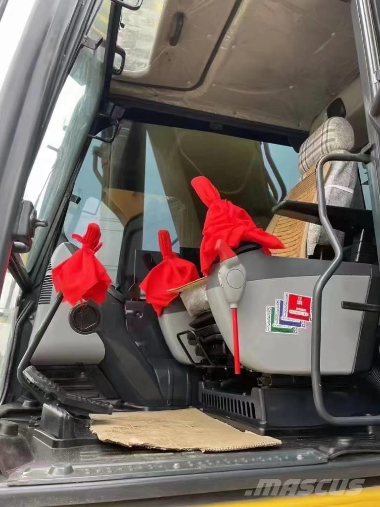 Komatsu PC450-8 Kāpurķēžu ekskavatori