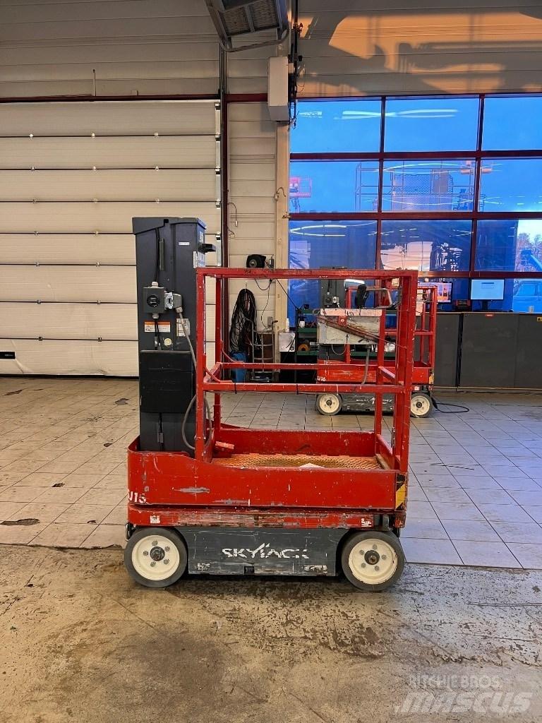 SkyJack SJ 16 Vertikālie pacēlāji