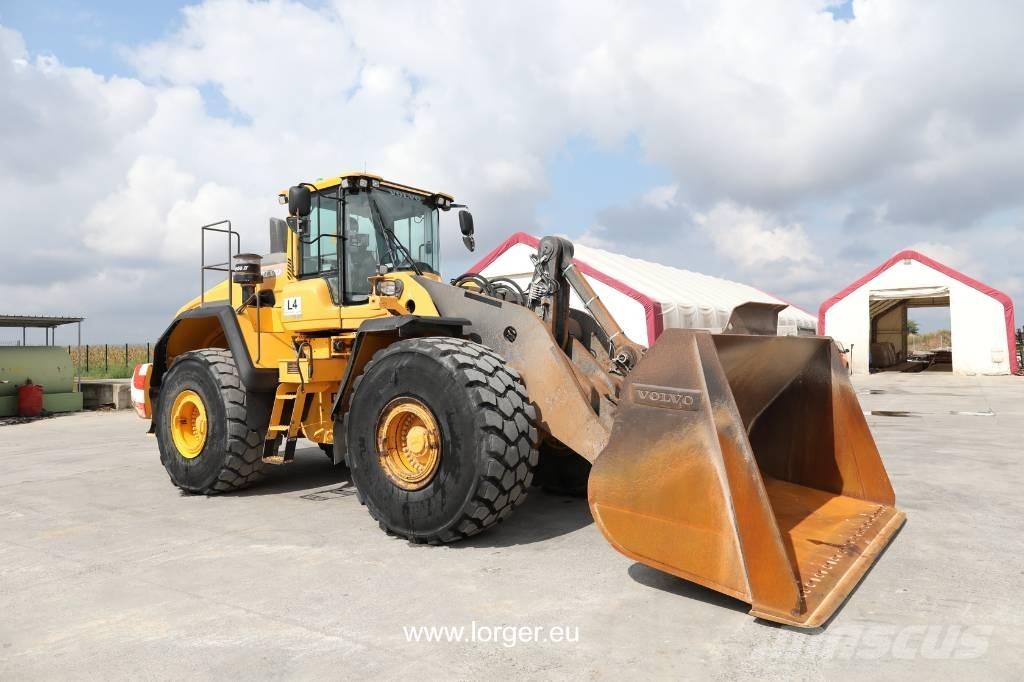 Volvo L 220 H Iekrāvēji uz riteņiem