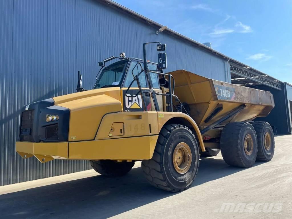 CAT 740B Artikulētie pašizgāzēji