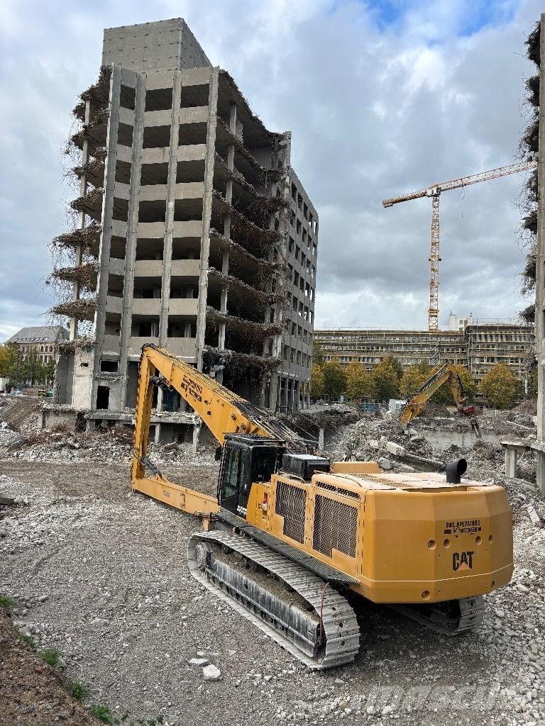 CAT 385 B UHD Demontāžas ekskavators