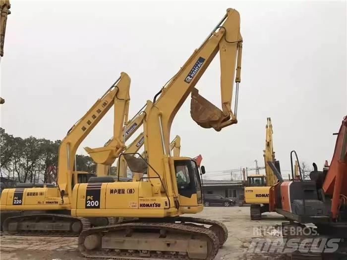 Komatsu PC 200-7 Kāpurķēžu ekskavatori