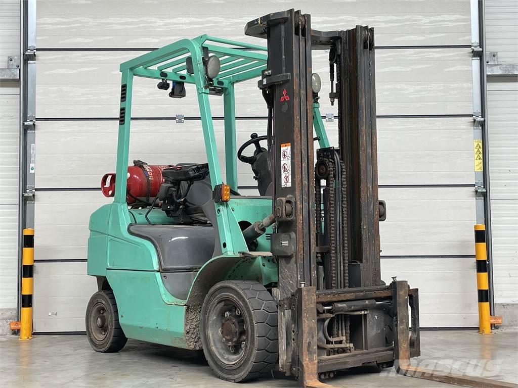 Mitsubishi FG25T LPG tehnika