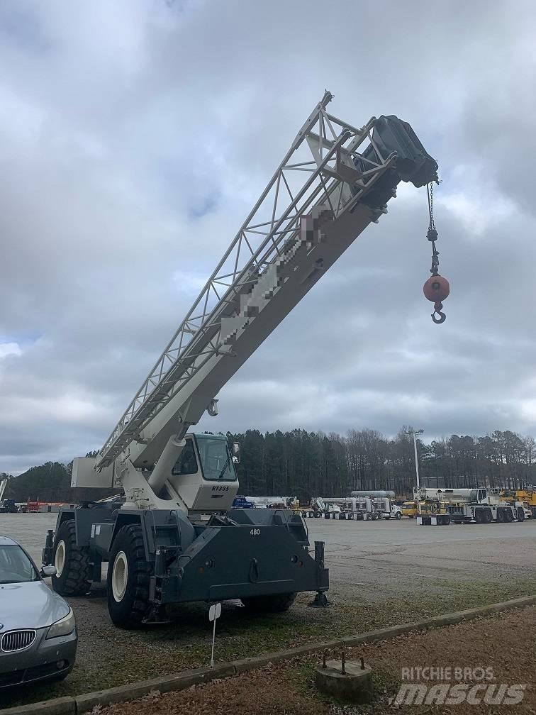 Terex RT 335 Celtņi nelīdzenām virsmām