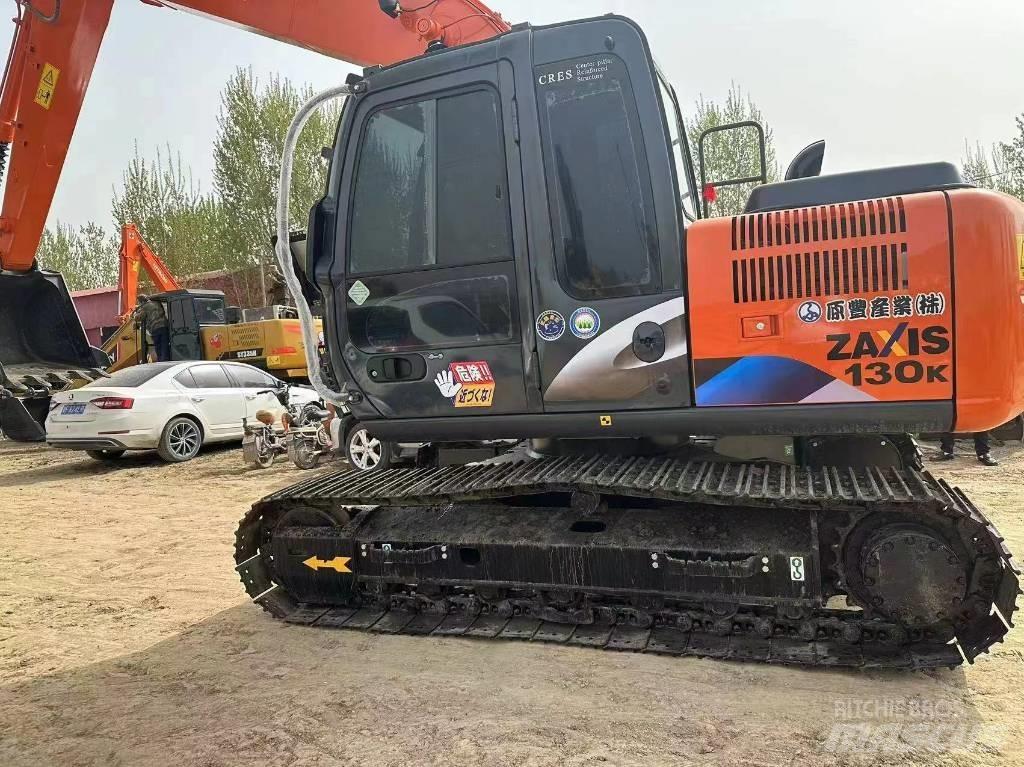 Hitachi ZX 130 Kāpurķēžu ekskavatori