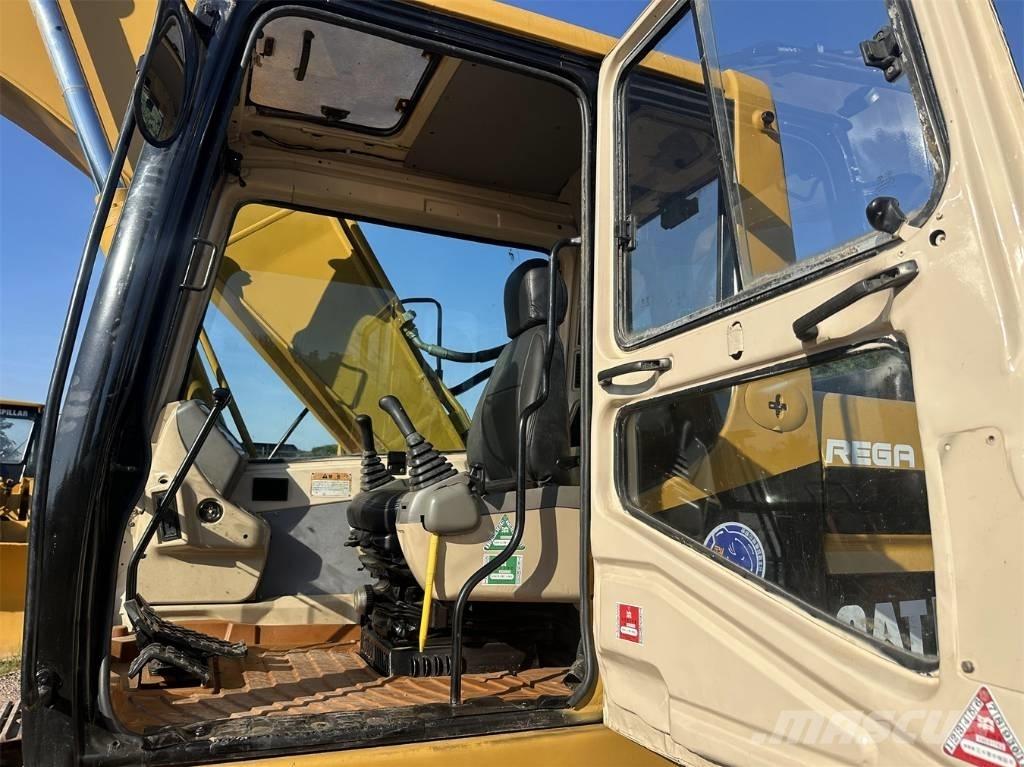 CAT 320BL Kāpurķēžu ekskavatori