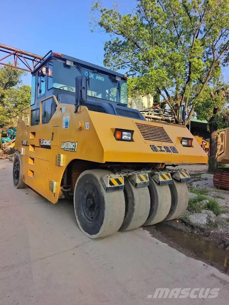 XCMG XP 263 Pneimatiskie veltņi