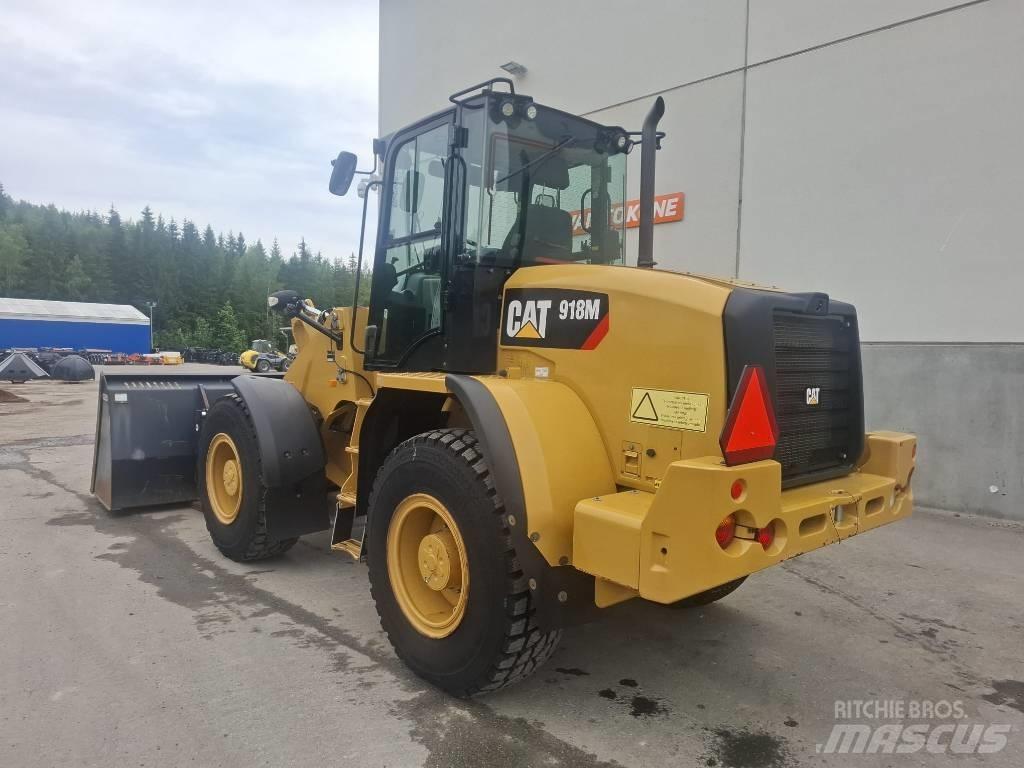 CAT 918 M Iekrāvēji uz riteņiem