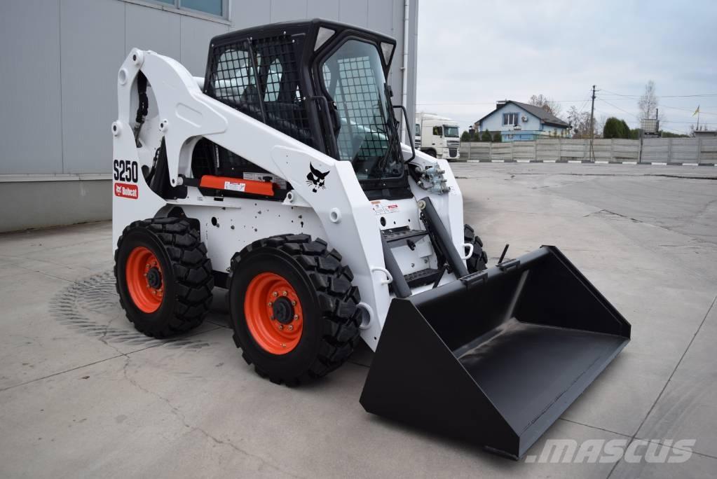 Bobcat S 250 Lietoti riteņu kompaktiekrāvēji